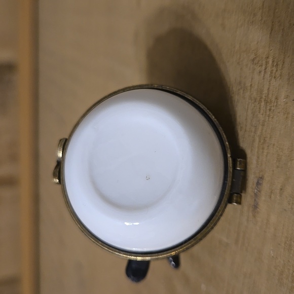 Black Bird Sunflower Hinged Trinket Box Midwest of Cannon Falls - Picture 5 of 7